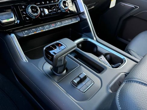 New 2026 GMC Sierra 1500 Denali w/ Denali Reserve Package image 28