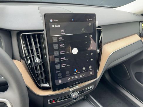 New 2026 Volvo XC60 B5 Plus w/ Climate Package image 23