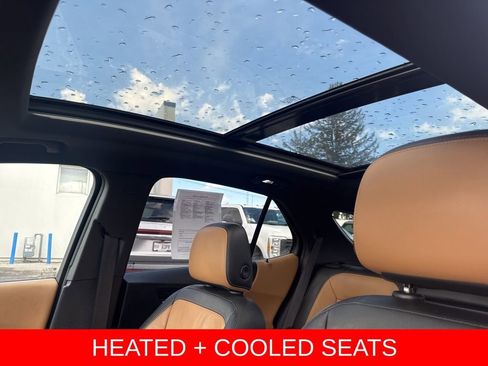 Used 2020 Chevrolet Equinox Premier AWD/4WD image 2