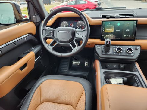 Certified 2024 Land Rover Defender 110 X image 13