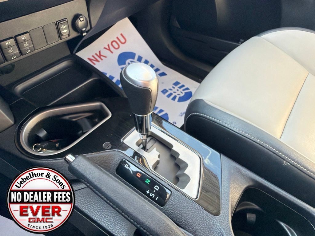 Used 2017 Toyota RAV4 Limited FWD image 31