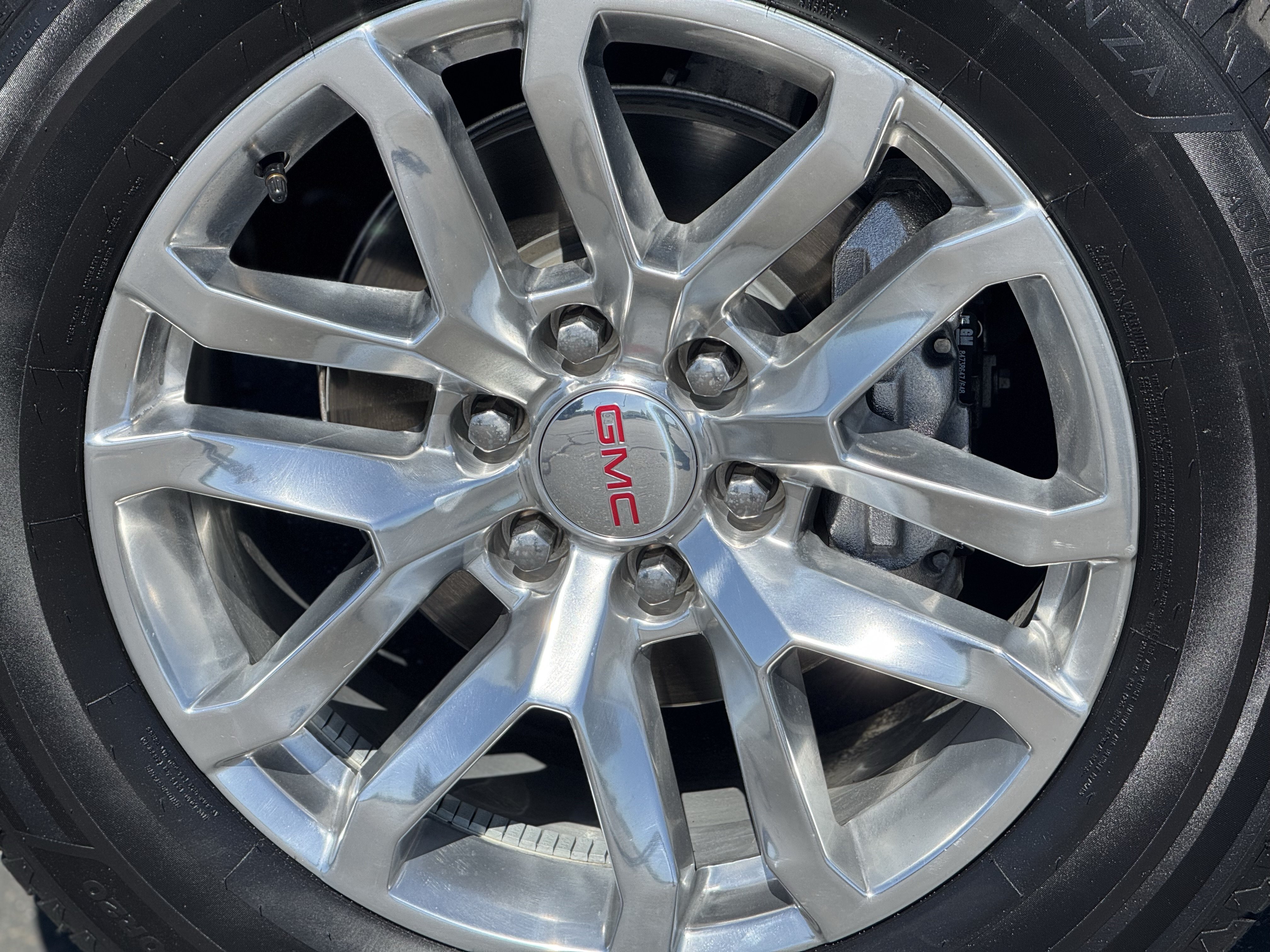 Certified 2022 GMC Yukon SLT w/ SLT Luxury Package RWD image 8