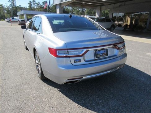 Used 2020 Lincoln Continental Reserve w/ Luxury Package AWD/4WD image 3