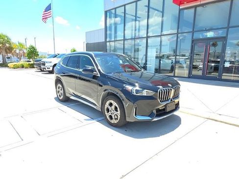 Used 2025 BMW X1 xDrive28i AWD/4WD image 2