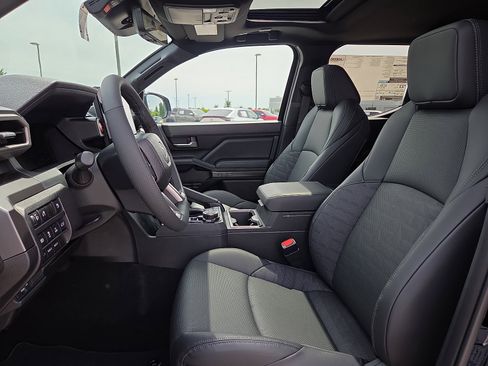 New 2026 Toyota Tacoma TRD Off-Road AWD/4WD image 9