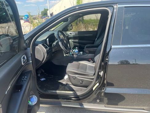 Used 2020 Jeep Grand Cherokee Limited AWD/4WD image 6