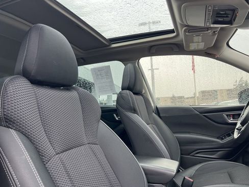 Used 2023 Subaru Forester Premium image 5