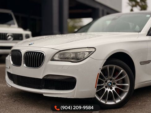 Used 2015 BMW 750Li image 2