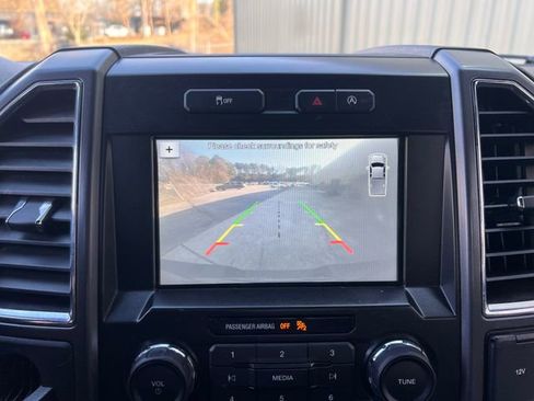 Used 2016 Ford F150 XLT w/ Equipment Group 302A Luxury image 22