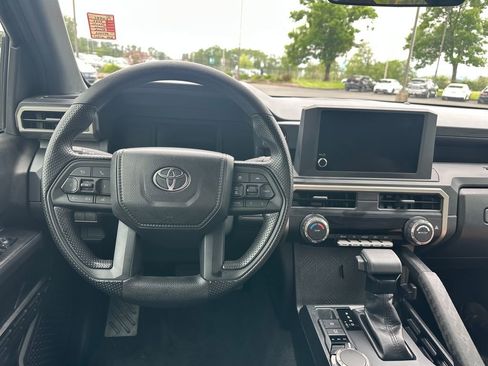 Certified 2026 Toyota Tacoma SR w/ SR Upgrade Package AWD/4WD image 16