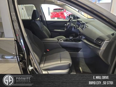 Used 2026 Nissan Rogue SV AWD/4WD image 36