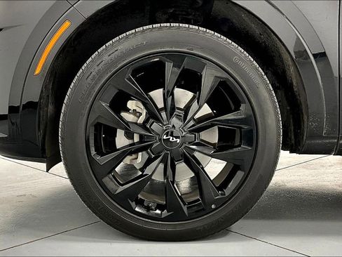 Used 2023 Kia Sorento SX image 11