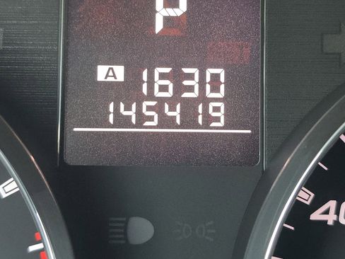 Used 2011 Subaru Legacy 2.5i image 17