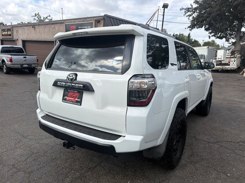 Used 2015 Toyota 4Runner TRD Pro AWD/4WD image 9