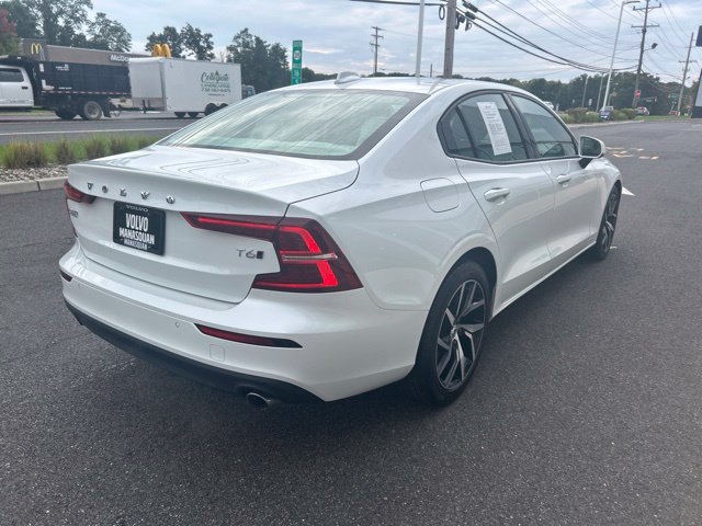 Used 2019 Volvo S60 T6 Momentum AWD/4WD image 5