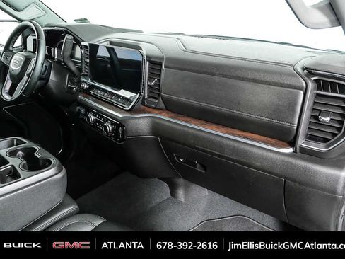 Used 2025 GMC Sierra 1500 SLT AWD/4WD image 22