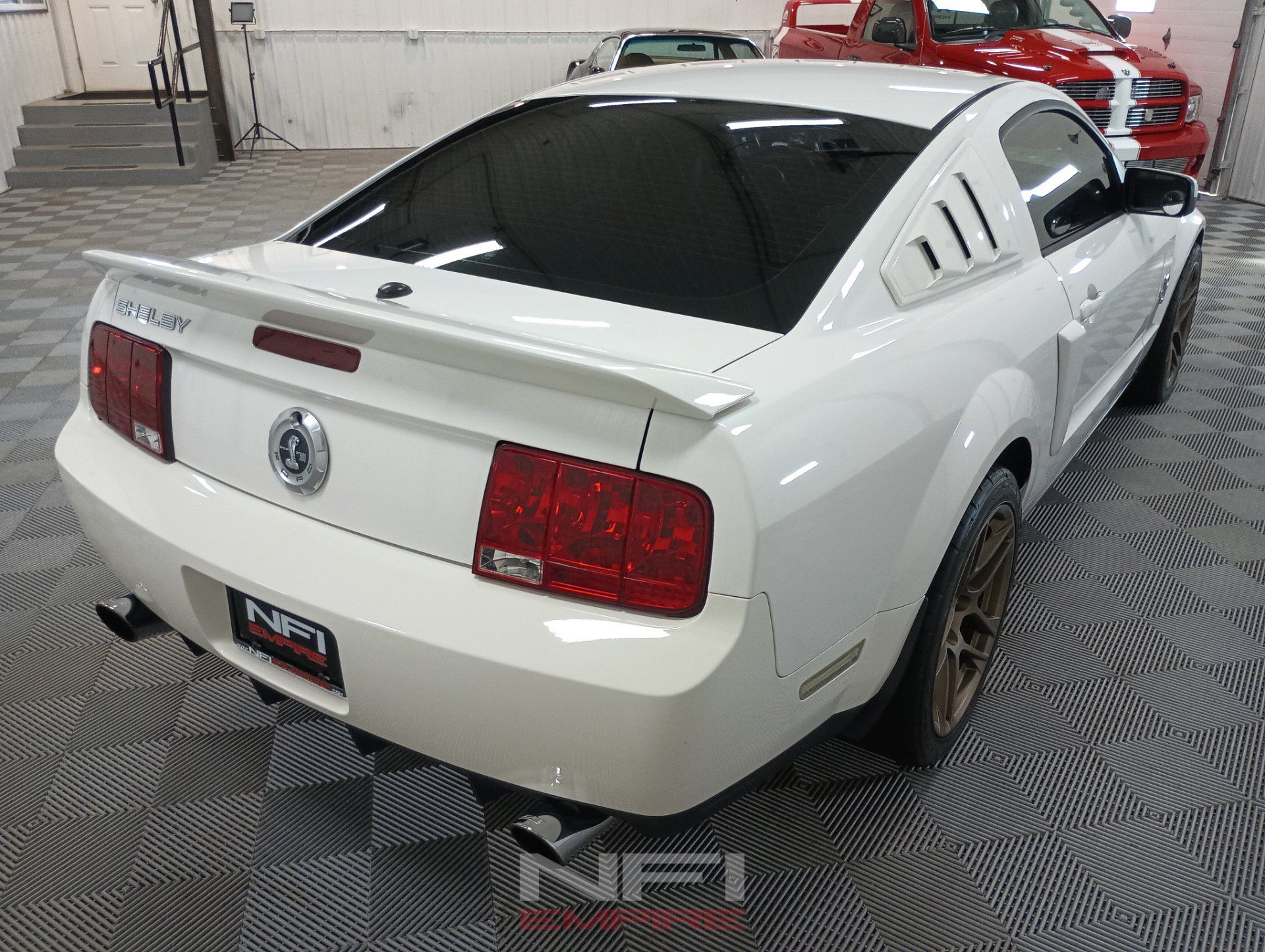 Used 2007 Ford Mustang Shelby GT500 RWD image 8