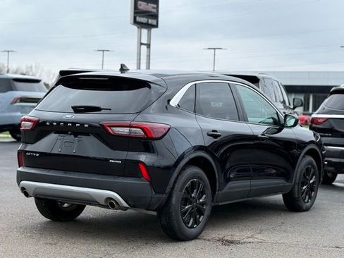 Used 2024 Ford Escape Active image 41