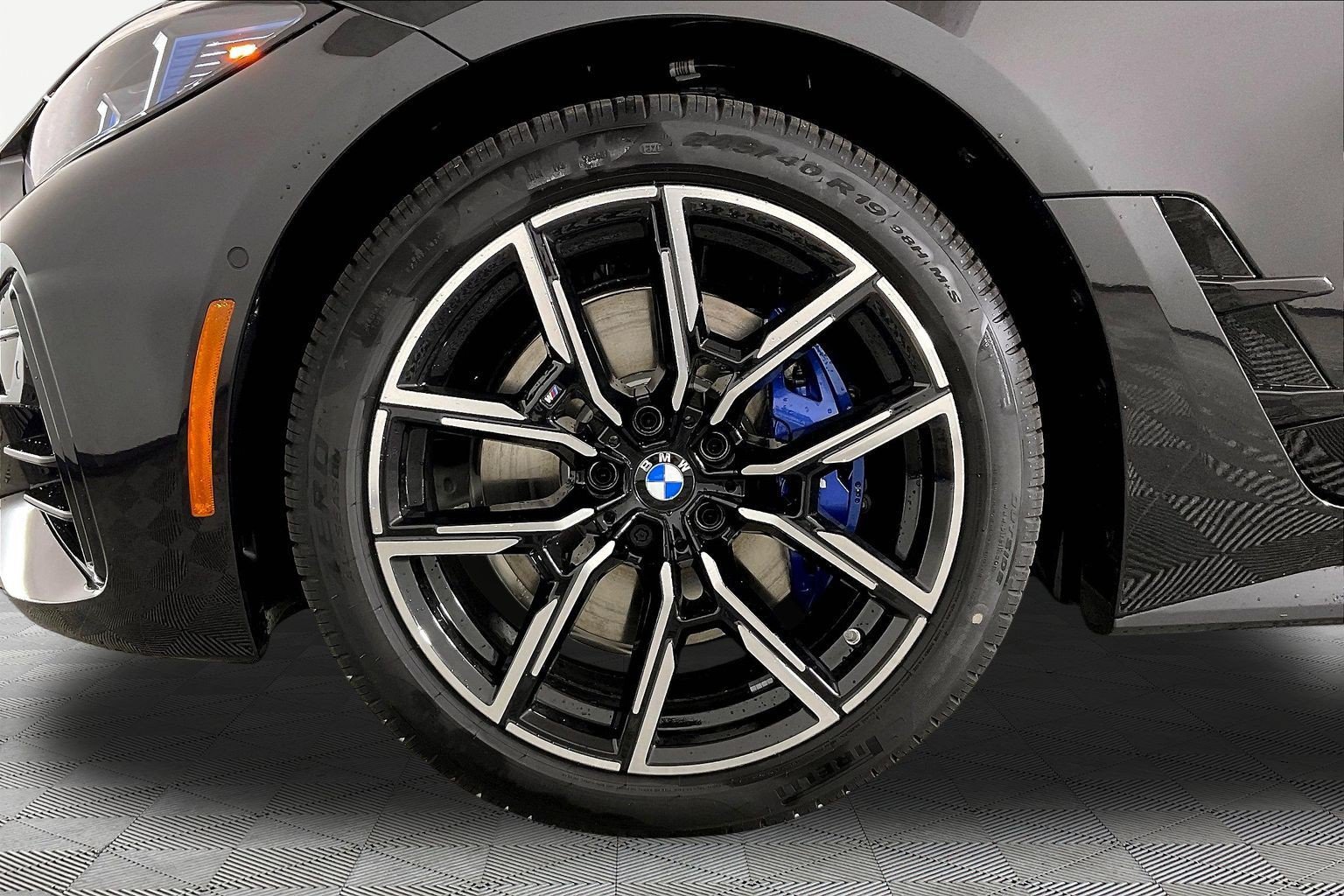 New 2026 BMW 430i xDrive w/ M Sport Package AWD/4WD image 20