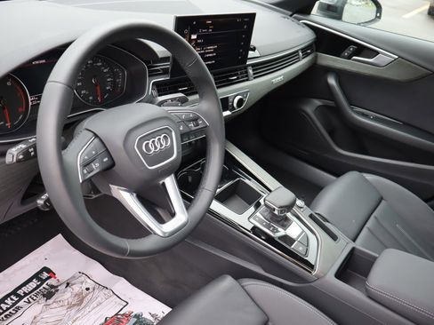 Used 2025 Audi A4 2.0T Premium w/ Convenience Package AWD/4WD image 9