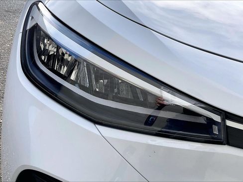 Certified 2022 Volkswagen ID.4 Pro image 26