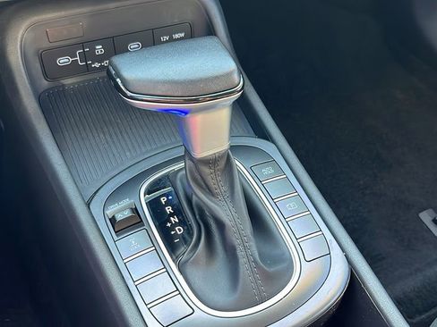 Used 2025 Hyundai Kona SEL image 23