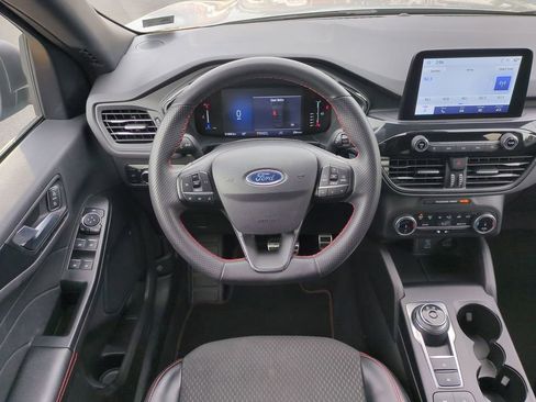 Used 2023 Ford Escape ST-Line image 16