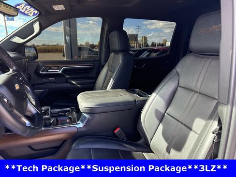 Used 2024 Chevrolet Silverado 1500 High Country w/ Technology Package image 20