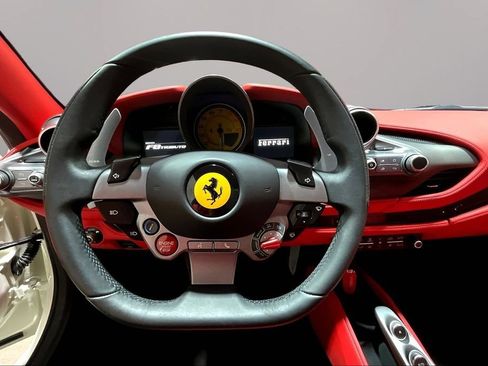 Used 2021 Ferrari F8 Tributo RWD image 9