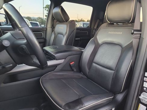 Used 2022 RAM 1500 Laramie image 17