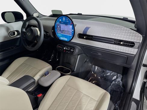 Used 2025 MINI Cooper S FWD image 23