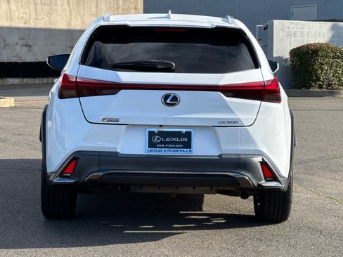 Used 2019 Lexus UX 200 F Sport image 8