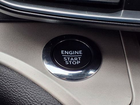 Used 2023 Ford Explorer XLT w/ Equipment Group 202A image 20