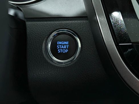 Used 2022 Toyota Camry SE image 24