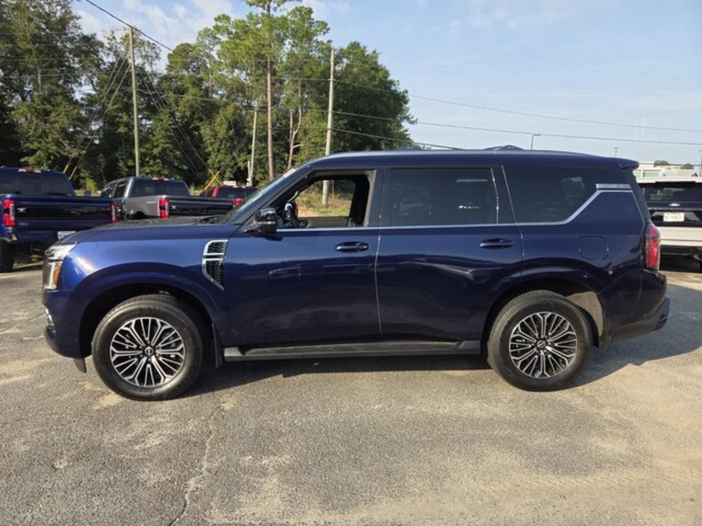 Used 2026 Nissan Armada SL w/ Captain's Chari Seat Package AWD/4WD image 5