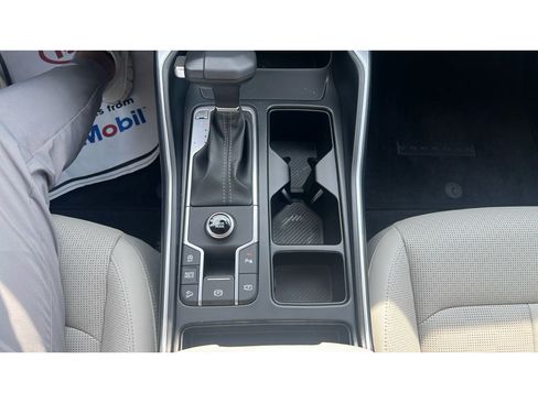 Used 2026 Kia Sorento S w/ S Panoramic Sunroof Package FWD image 19