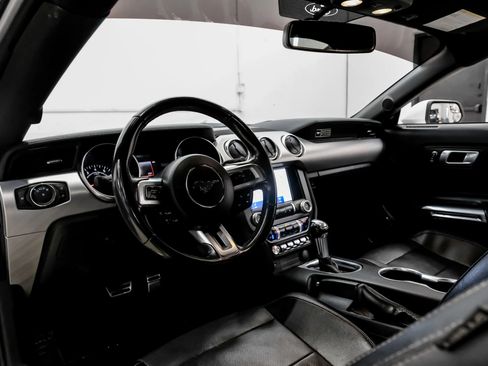 Used 2020 Ford Mustang Premium RWD image 20