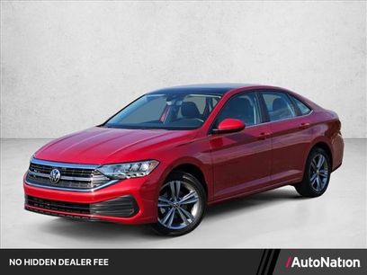 Used 2023 Volkswagen Jetta SE w/ Panoramic Sunroof Package
