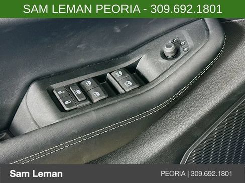 New 2026 Jeep Grand Cherokee Altitude AWD/4WD image 18