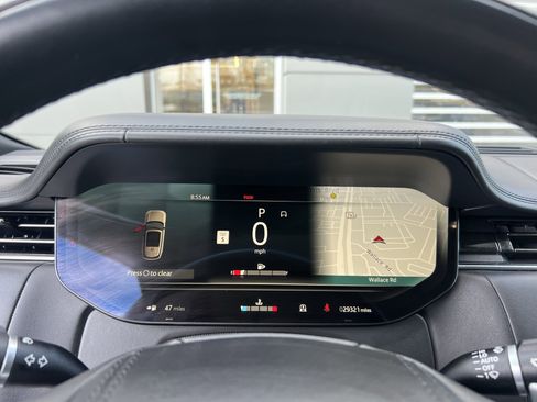 Certified 2023 Land Rover Range Rover SE image 25