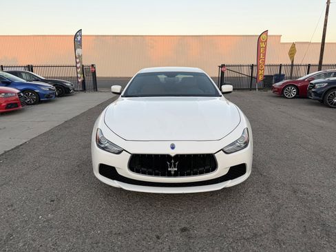 Used 2015 Maserati Ghibli image 2