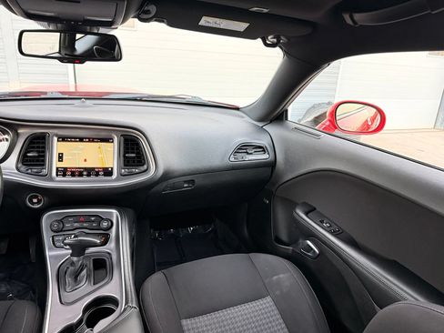 Used 2022 Dodge Challenger GT RWD image 25