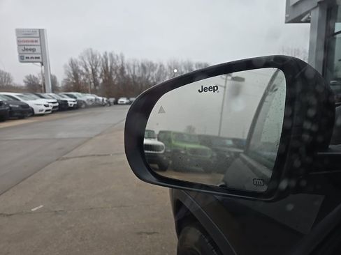 New 2026 Jeep Compass Latitude image 27