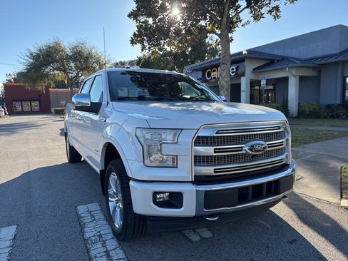 Used 2017 Ford F150 Platinum w/ Equipment Group 701A Luxury image 2