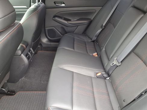 Used 2024 Nissan Altima 2.0 SR image 10