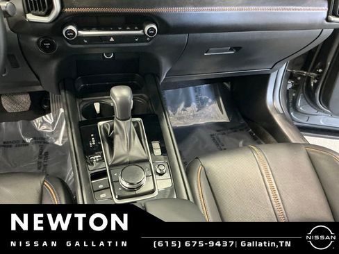 Used 2025 MAZDA CX-50 AWD 2.5 Hybrid w/ Premium Pkg image 11