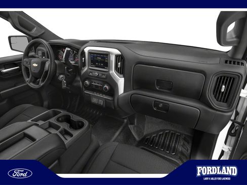 Used 2020 Chevrolet Silverado 1500 W/T w/ WT Value Package AWD/4WD image 9