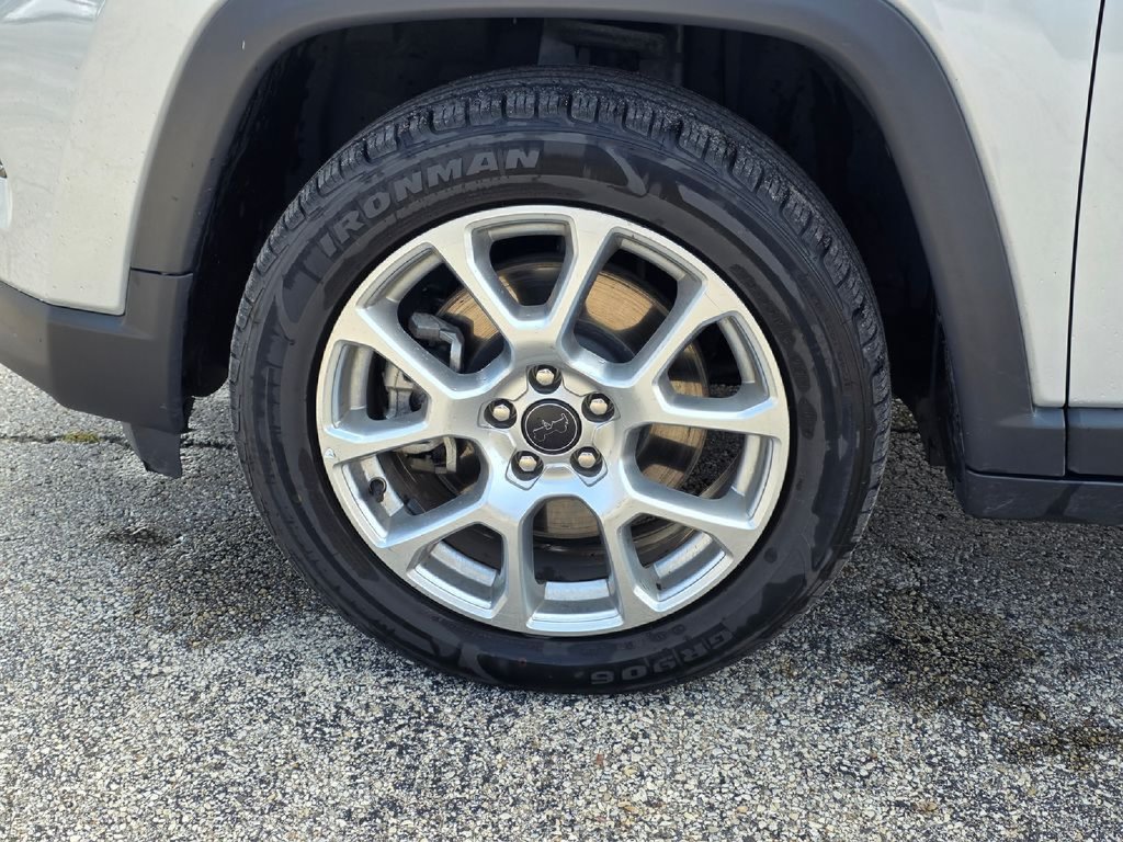 Used 2025 Jeep Compass Limited AWD/4WD image 12