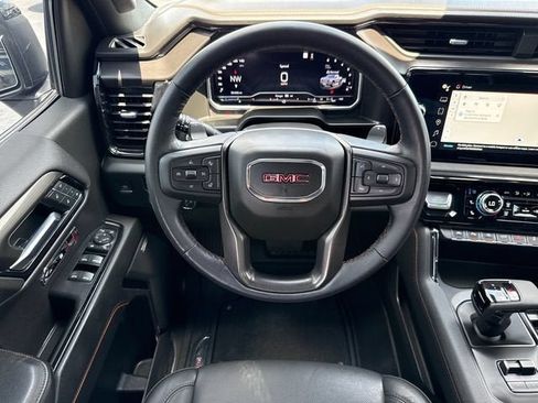 Used 2022 GMC Sierra 1500 AT4 w/ AT4 Premium Package AWD/4WD image 14