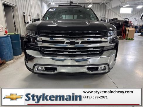 Used 2020 Chevrolet Silverado 1500 LTZ w/ LTZ Plus Package image 31